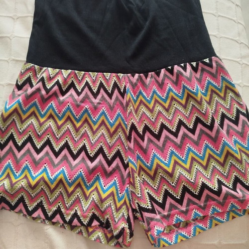 Kayak women's shorts size M new, colorful Missoni style