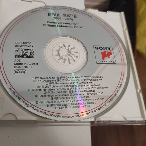 Satie Piano Works CD like new, classical music