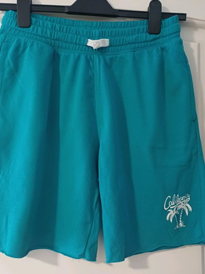 H&M Bermuda shorts like new, green and turquoise, size 170 cm