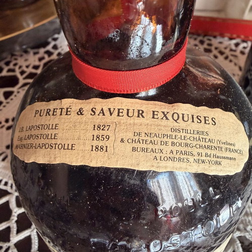 Grand Marnier collectible set with two 0.35 L bottles