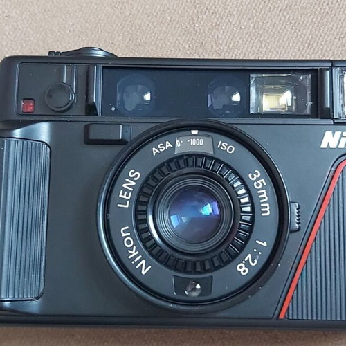 Nikon L35AD (Pikaichi) unused with authentic case