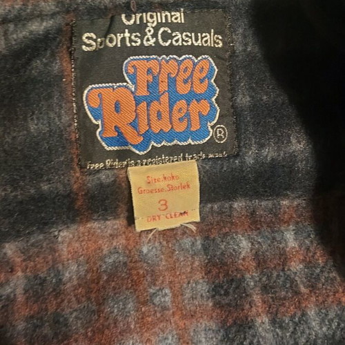 Montgomery wool coat for 5-6 years like new, dark blue