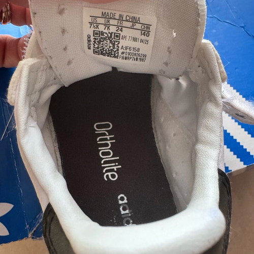 Adidas Country XLG shoes size 24 like new, white with black stripes