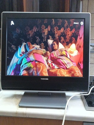 Τηλεόραση Toshiba L64G LCD 20" σαν καινούργιο, συμπαγές μέγεθος