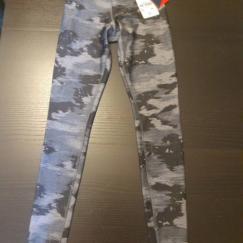 Reebok Id Train Camo women's leggings new, size XS