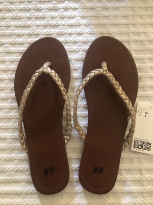 H&M sandals new, size 38, gold color