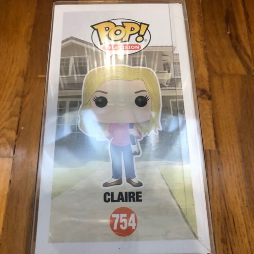 Funko Pop Claire Modern Family new with extra protection