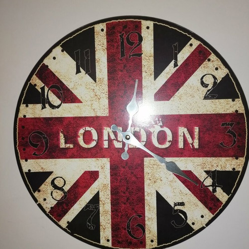 Wall clock like new, round 34cm