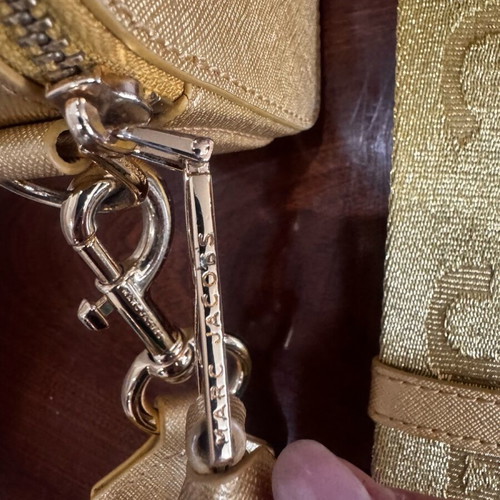 Marc Jacobs crossbody bag like new, gold