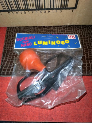 Plastic carnival glasses with batteries, new, red nose