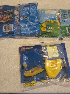Lego 6429 Blaze Responder polybag, 4900 City Fire Helicopter, 1677 Rabbit polybag