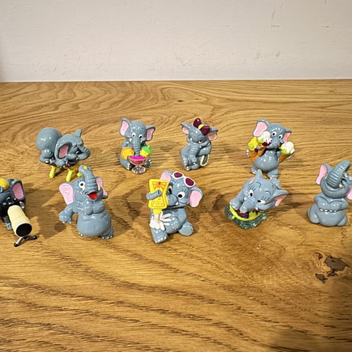 Kinder elephant figures used, 9 different from the 90s