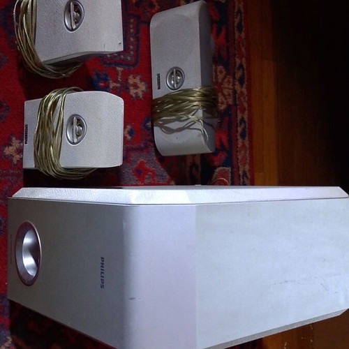 Philips speakers and subwoofer like new