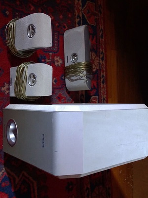 Philips speakers and subwoofer like new