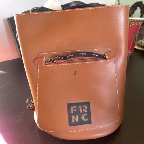 Frnc shoulder bag like new, large capacity, tan color