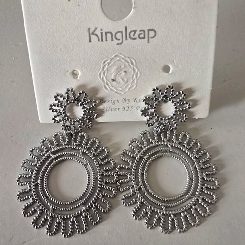Silver hanging earrings new