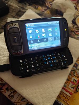 HTC TyTN II smartphone like new, black