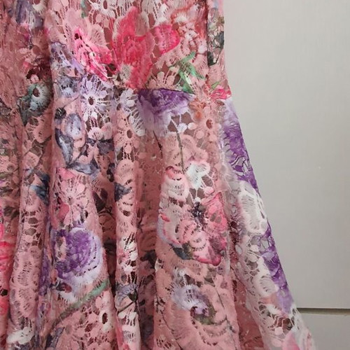 Lace dress with flowers size S new, multicolor