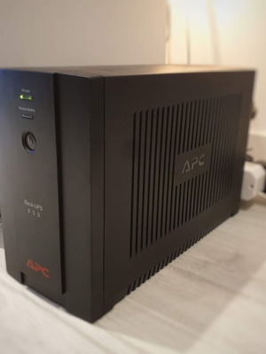 APC 950 UPS μεταχειρισμένο, θέλει μπαταρία μολύβδου 12V 9Ah επαναφορτιζόμενη F2