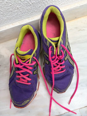 Asics athletic shoes used, size 39, pink and purple