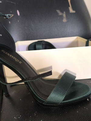 Green heeled sandals size 39