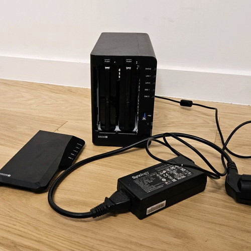 Synology DS220+ used with upgraded 6GB RAM
