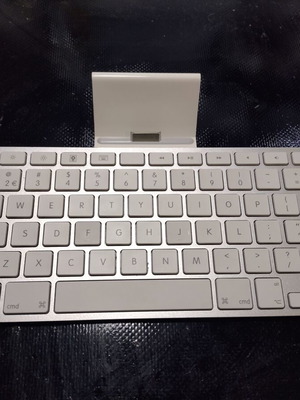 IPad Dock keyboard A1359 μεταχειρισμένο