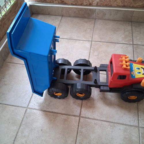 Large toy truck used, 60x23cm