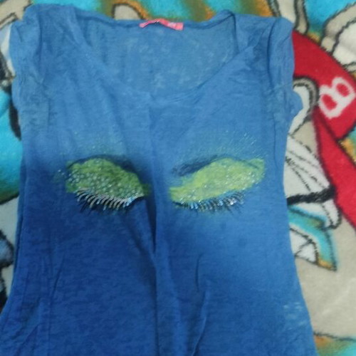 Lynne T-shirt like new, sizes S and M