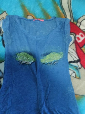 Lynne T-shirt like new, sizes S and M