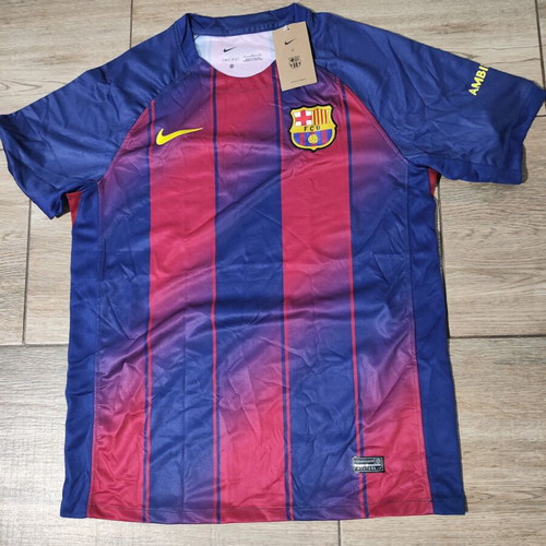 Barcelona jersey new, size Large