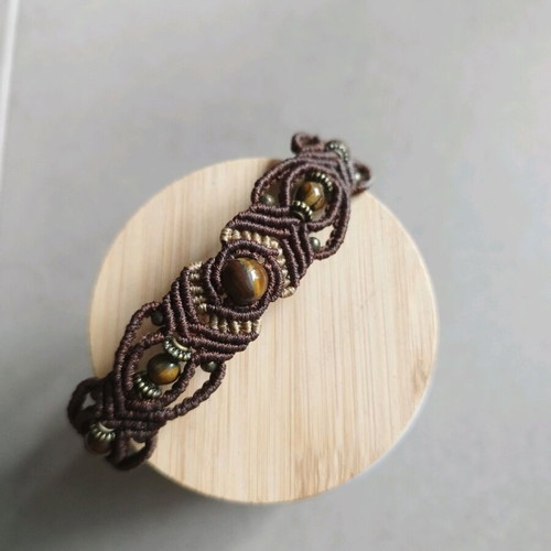 Handmade Macrame bracelet with Tiger Eye stones like new