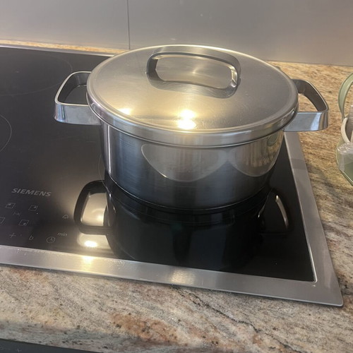 WMF Cromargan 18/10 cooking pot with lid, like new