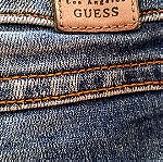  Guess jeans