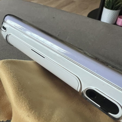 Nintendo New 2DS XL modded, white and lavender
