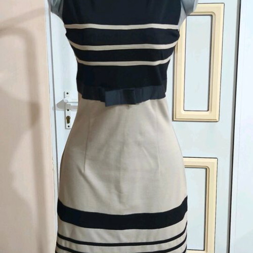 Sleeveless midi dress like new, beige and black, size XS-S