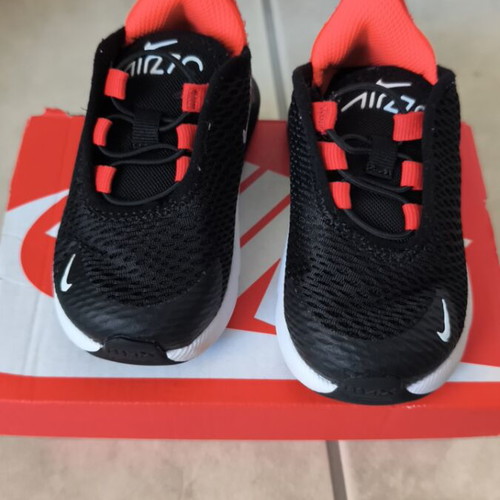 Nike Air Max 270 toddler shoes like new