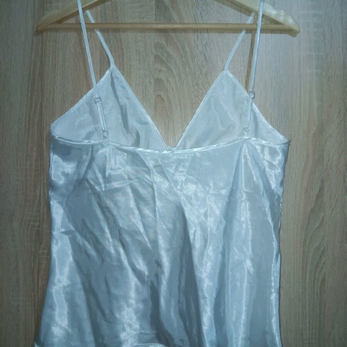 Women's satin nightwear set like new, size M, white with lace