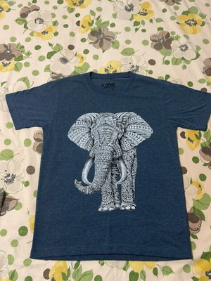 Short-sleeve t-shirt new, sizes M and L