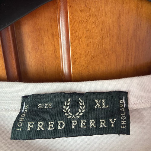 Fred Perry seasonal shirt XL like new