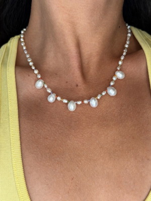 Pearl necklace with colorful nephrite and silver925 clasp like new