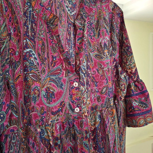 Dress multicolor like new, sizes L and XL