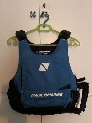 Σωσίβιο Magic Marine Performance Buoyancy Aid 50N μέγεθος S σαν καινούργιο