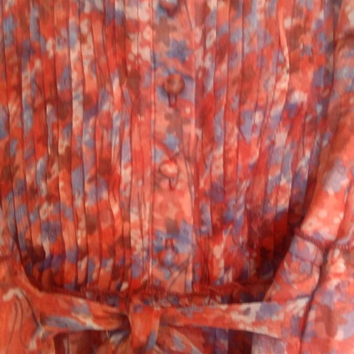 Boho floral dress like new, long sleeves, lightweight with belt
