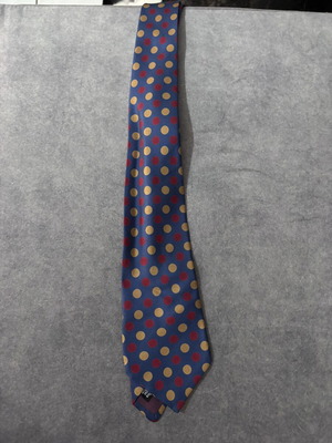 Silk tie like new
