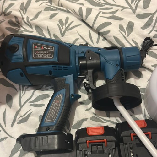 Paint gun new for car, furniture and wall