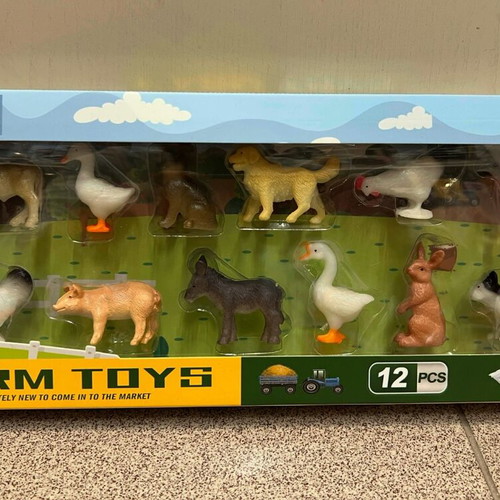 Farm animals set of 12 pieces new 34.5x2.8x14 cm