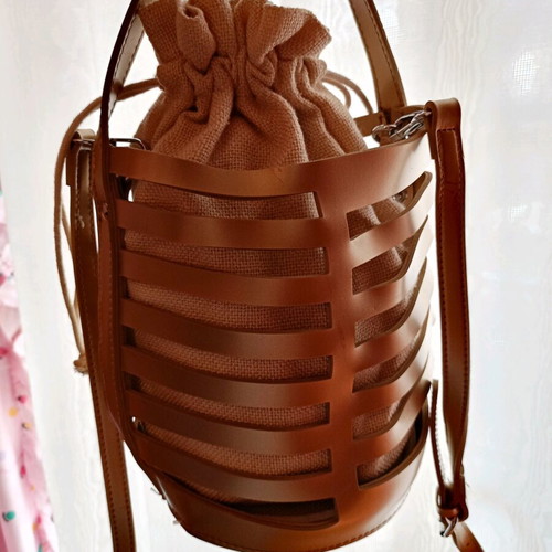 Pouch bag crossbody like new, beige and gold