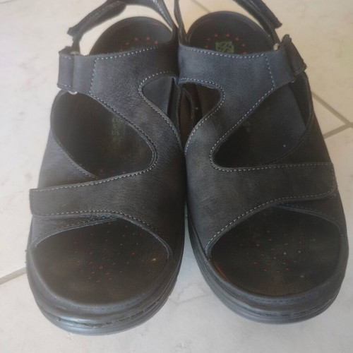 Mephisto women's anatomical orthopedic sandals like new, size 39, black