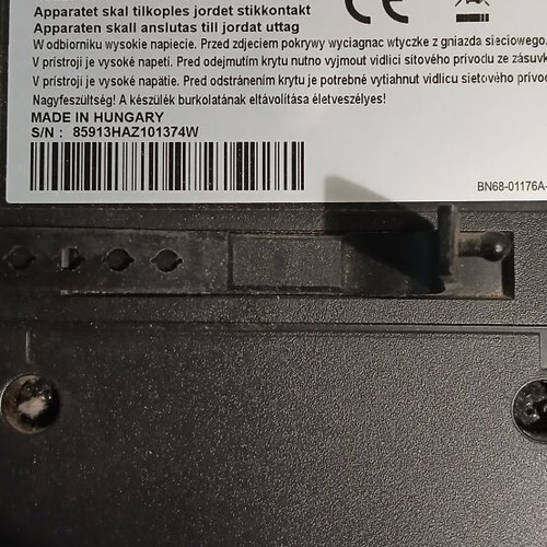 Samsung TV model LE32B530P7W like new